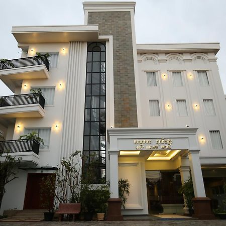 Holy Angkor Deluxe Hotel Siem Reap Exterior foto